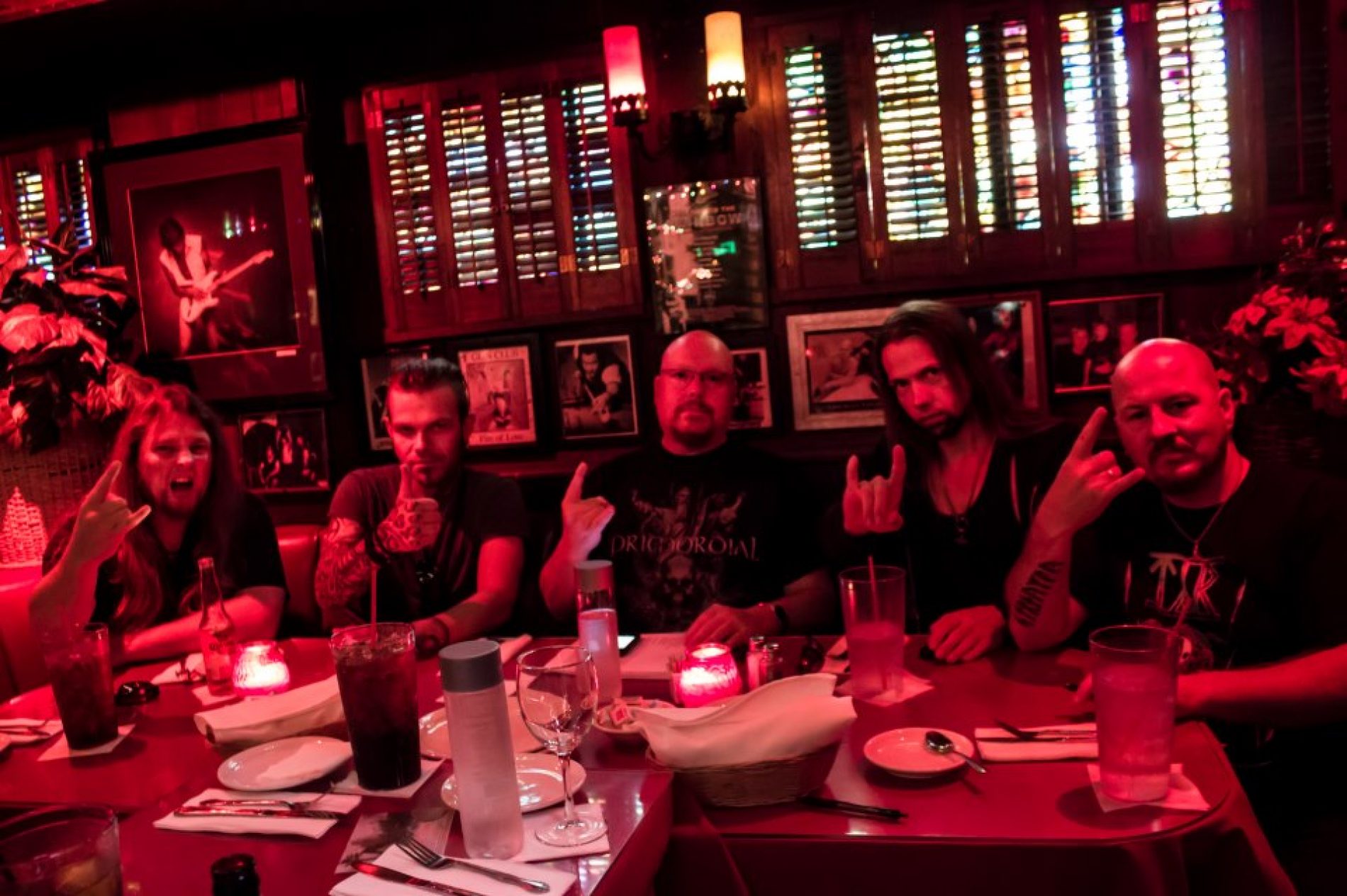 Trupa Týr semneaza cu Metal Blade Records