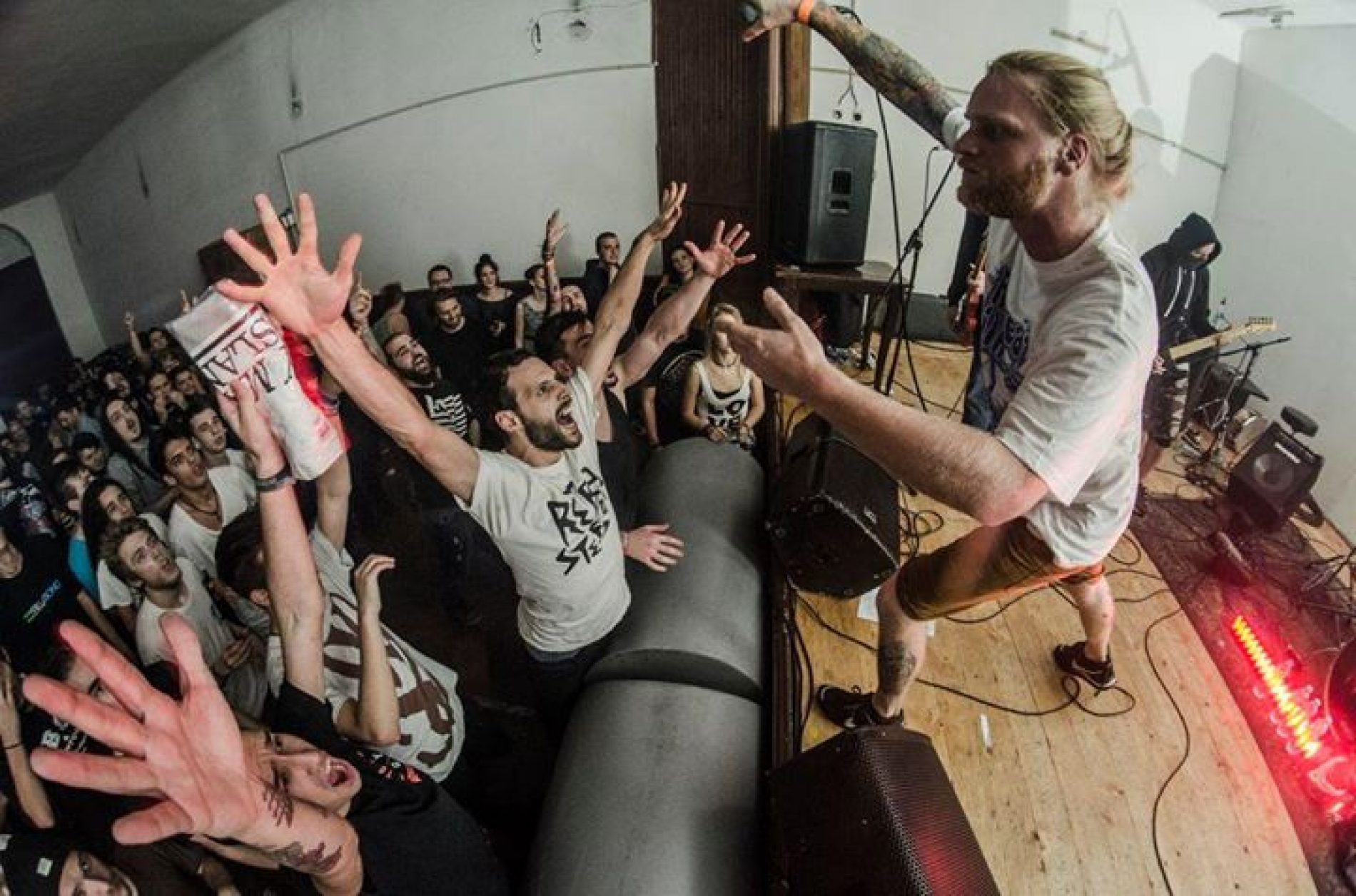 Close Your Eyes, Every Man Is An Island @ Cluj: cronica de concert
