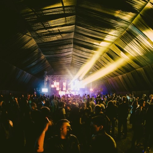 ZOB, Niște Băieți: Warm-up Airfield Festival pe 24 aprilie la Brasov