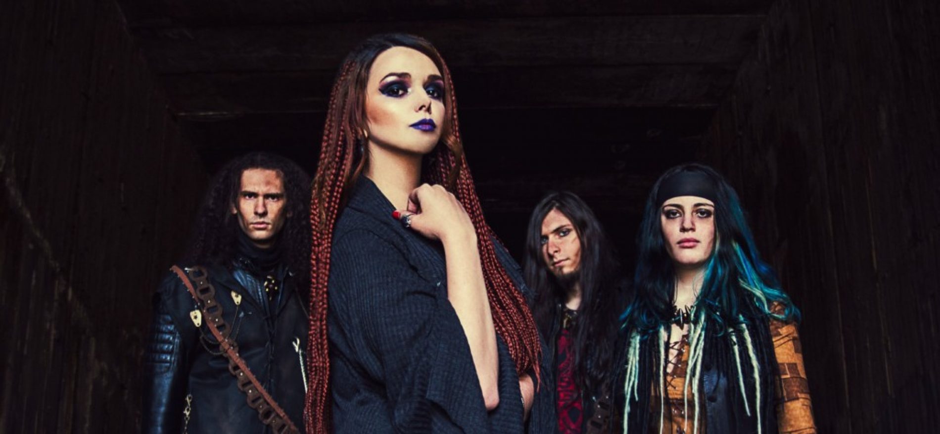 Between Colors – Dark Side (teaser piesa noua)