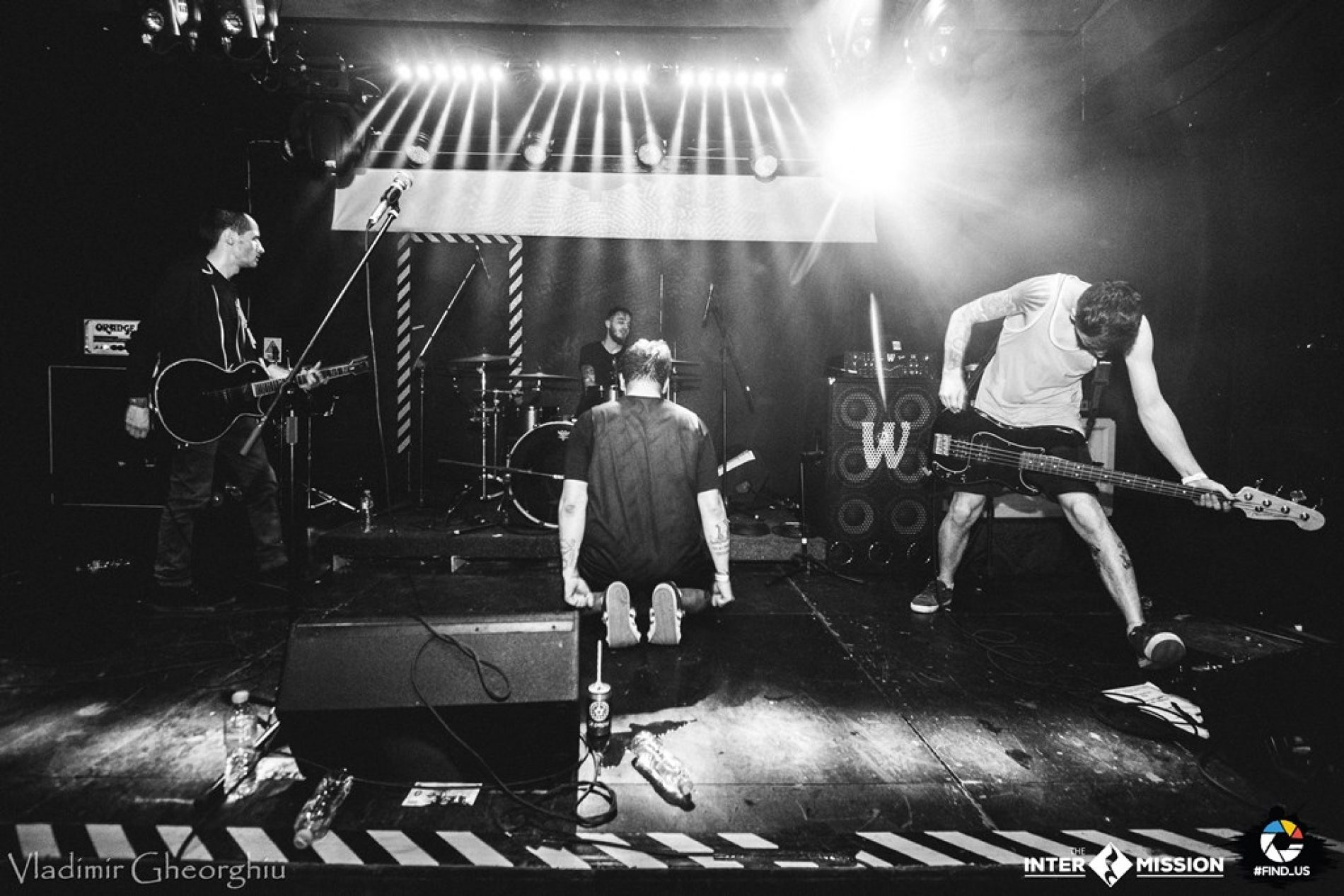TbWcW: live @ fabrica ( video)