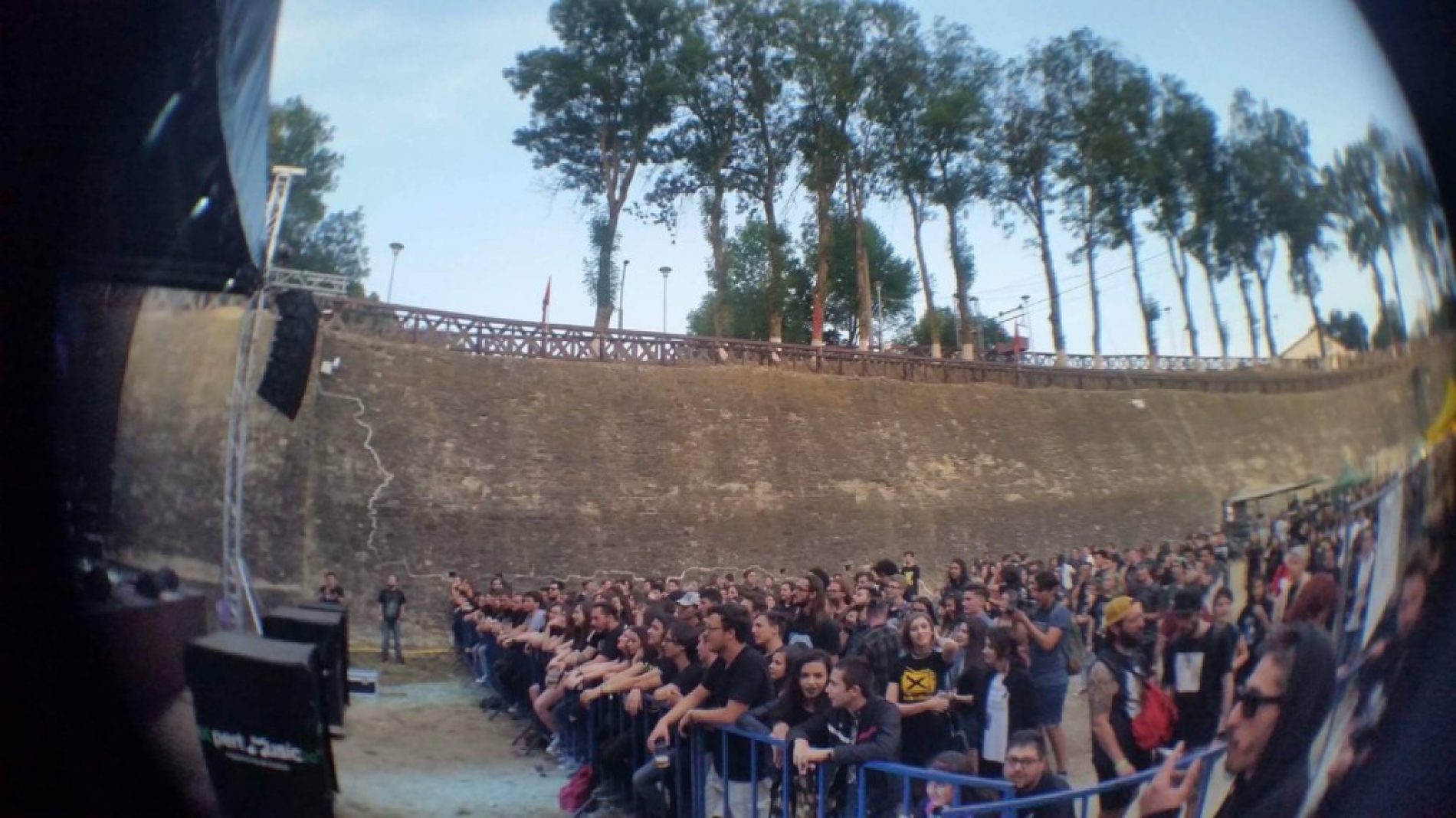 Bucovina Rock Castle: cronica de concert( ziua 1)
