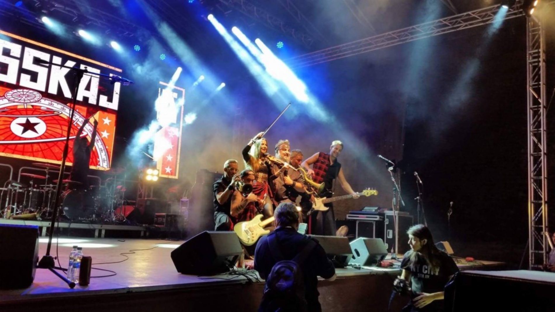 Bucovina Rock Castle: cronica de concert( ziua 1)