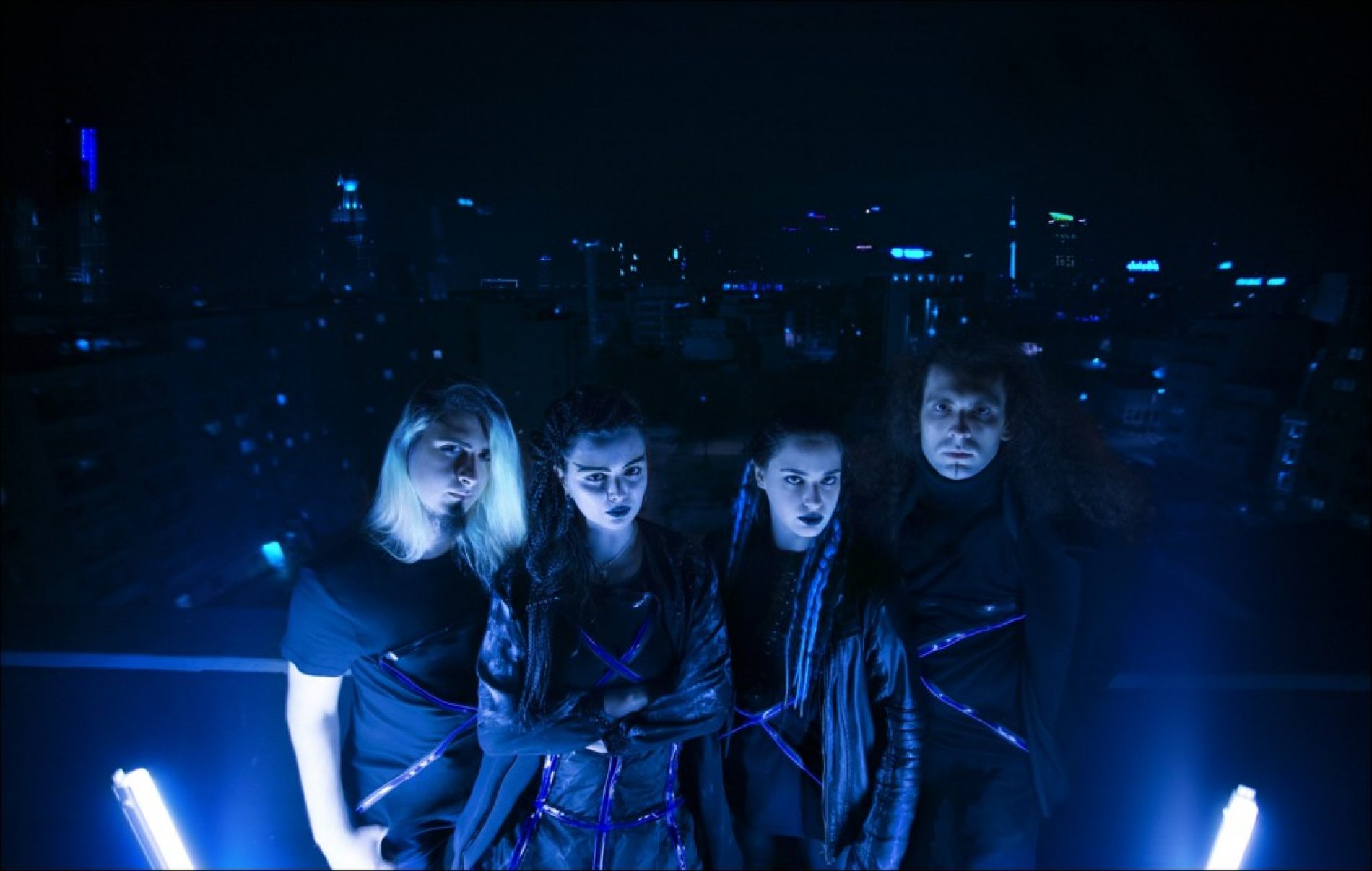 Between Colors lanseaza un nou videoclip pentru „The Decadent Party”