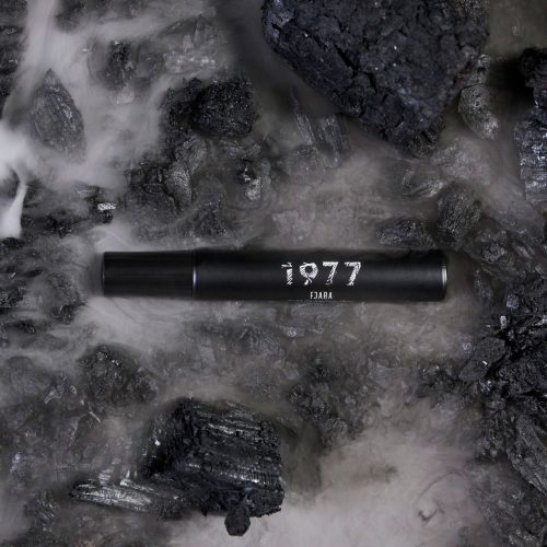 Aðalbjörn Tryggvason, solistul Sólstafir, anunță lansarea unui parfum